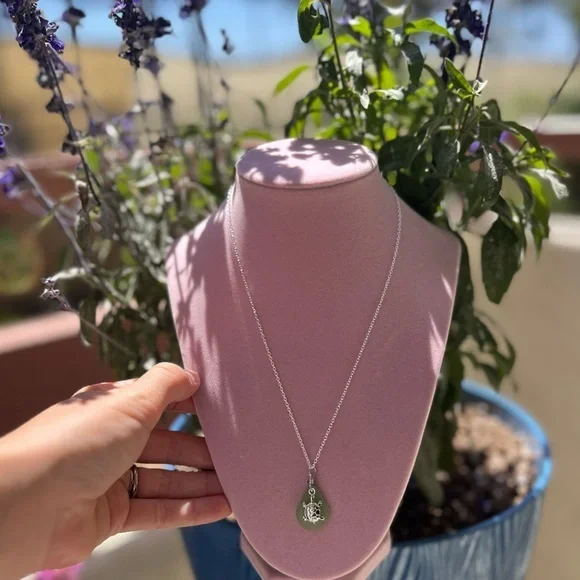NWT Sea Glass Turtle Pendant Necklace 925 Silver Plated 18” Chain - Picture 1 of 6